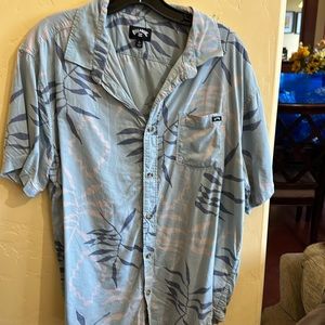 Billabong sage floral shirt
